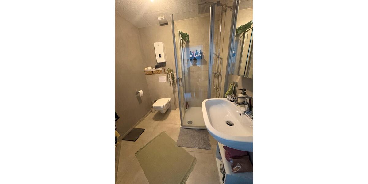 Dachgeschoßwohnung Paderborn Univiertel - 3 Zimmer, 70 m&sup2;, 1.300&euro; | Angebot:25282885