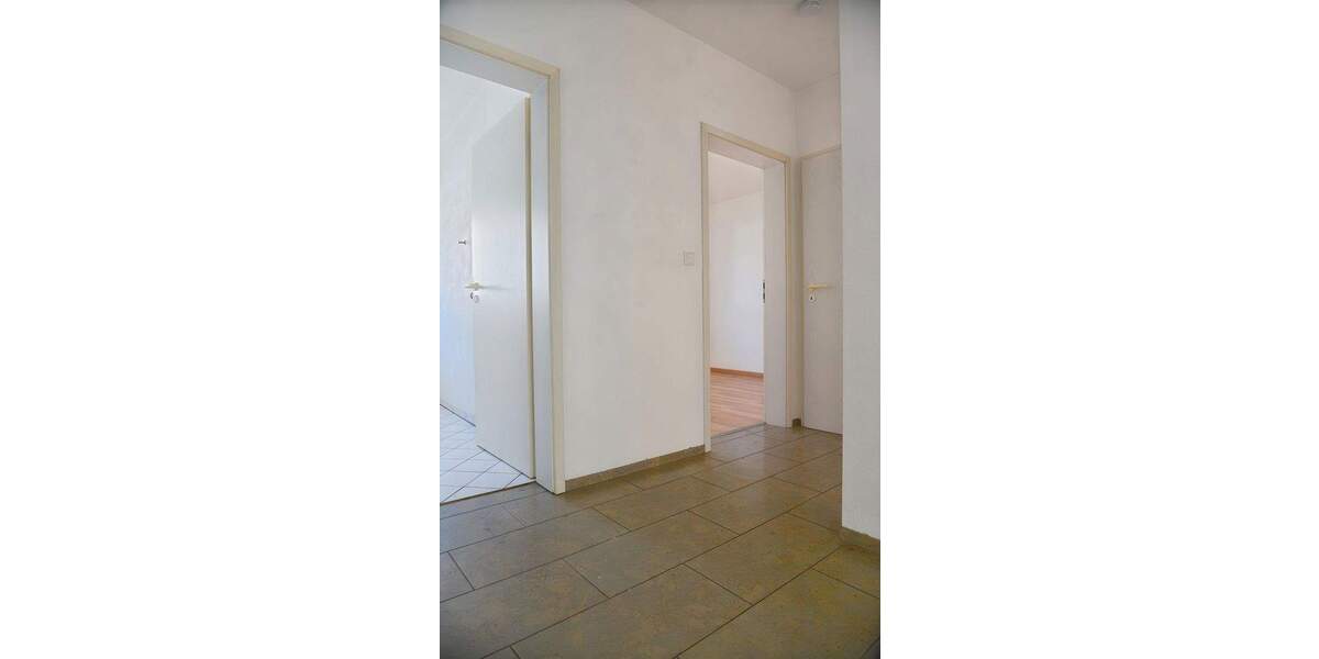 Etagenwohnung Gütersloh Innenstadt - 3 Zimmer, 72 m&sup2;, 225.000&euro; | Angebot:25755901