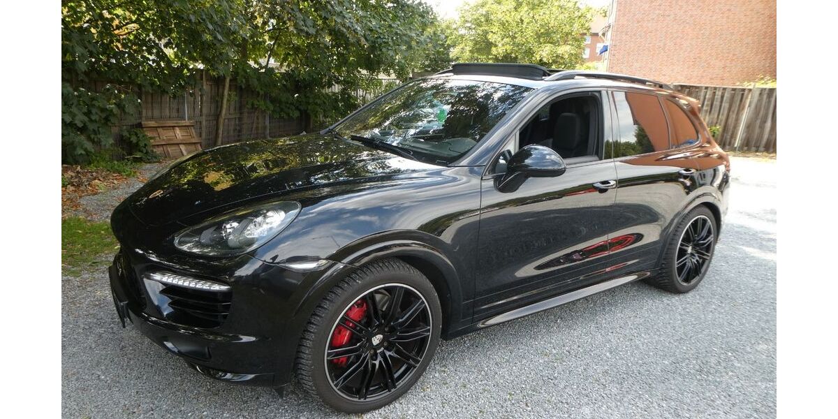 Porsche Cayenne 194.000 km 25.999 &euro; Paderborn 33100
