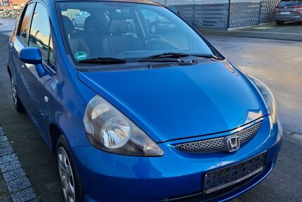 Honda Jazz 136.000 km 3.790 &euro; Paderborn 33100