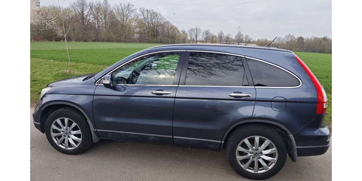 Honda CR-V 104.100 km 10.500 &euro; Soest 59494