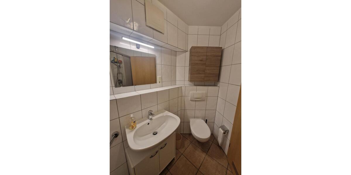 Dachgeschoßwohnung Paderborn Univiertel - 2 Zimmer, 42 m&sup2;, 390&euro; | Angebot:25396077