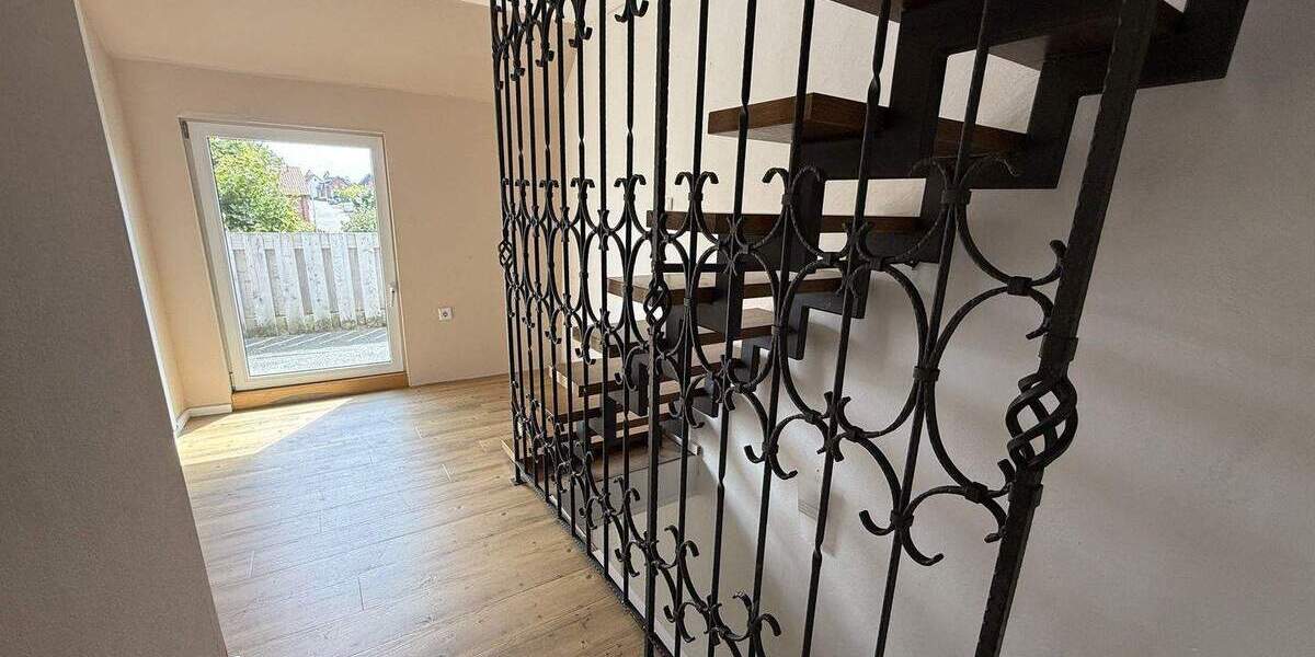 Einfamilienhaus Welver Illingen - 8 Zimmer, 200 m&sup2;, 249.000&euro; | Angebot:25686103