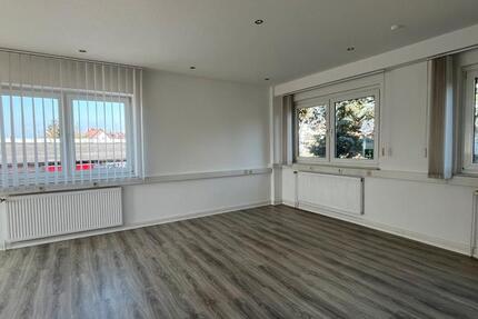 Gewerbeobjekt Gütersloh Kattenstroth - 700&euro; | Angebot:25831019