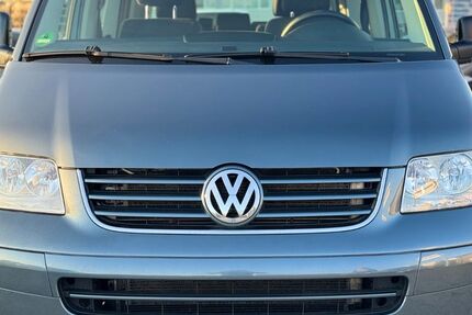 VW T5 Transporter 276.000 km 11.850 &euro; Paderborn 33106