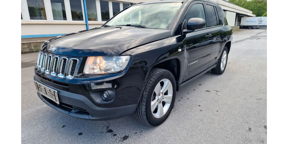 Jeep Compass 135.488 km 5.990 &euro; Soest 59494