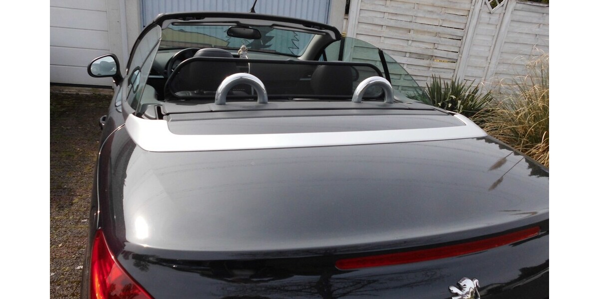 Peugeot 207 CC 71.400 km 5.700 &euro; Paderborn 33104