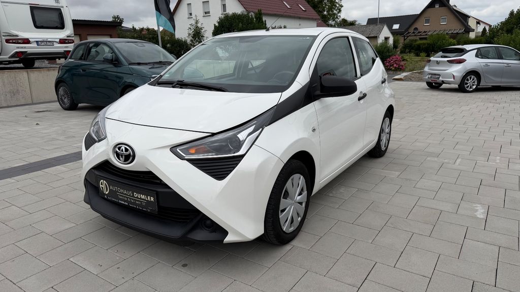 Toyota Aygo (X) 32.516 km 9.790 &euro; Büren-Steinhausen 33142