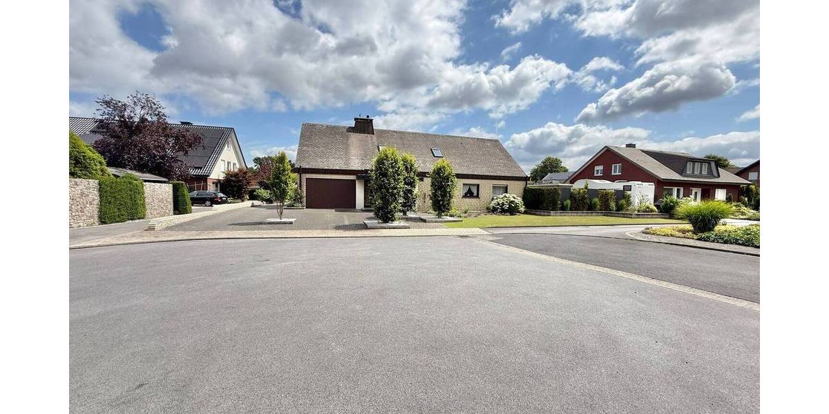 Mehrfamilienhaus, Wohnhaus Ennigerloh Ostenfelde - 6 Zimmer, 191 m&sup2;, 300.000&euro; | Angebot:25727516