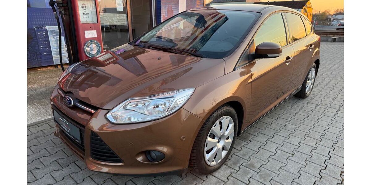 Ford Focus 99.999 km 6.499 &euro; Paderborn 33104
