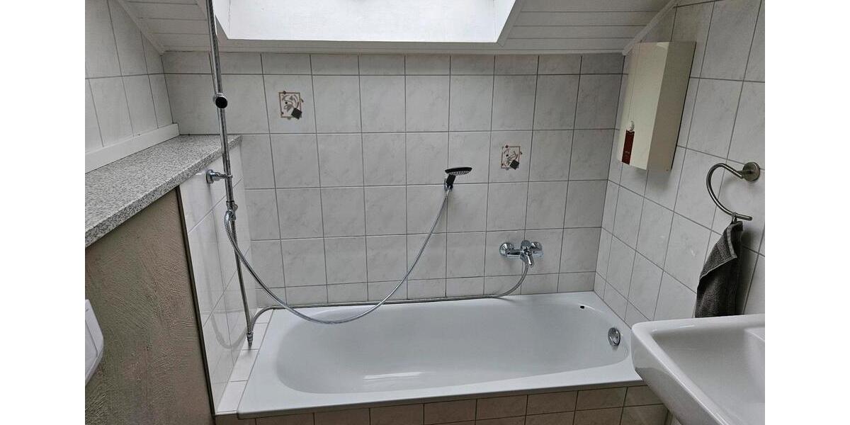 Dachgeschoßwohnung Lippstadt Overhagen - 2 Zimmer, 58 m&sup2;, 139.000&euro; | Angebot:24711514