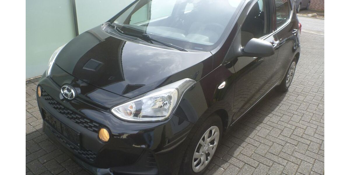 Hyundai i10 77.650 km 6.495 &euro; Verl 33415