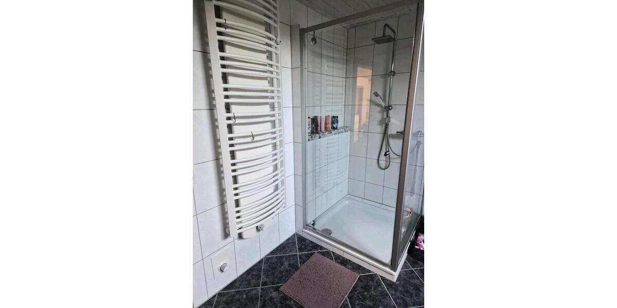 Einfamilienhaus Wadersloh - 7 Zimmer, 250 m&sup2;, 1.350&euro; | Angebot:25571291