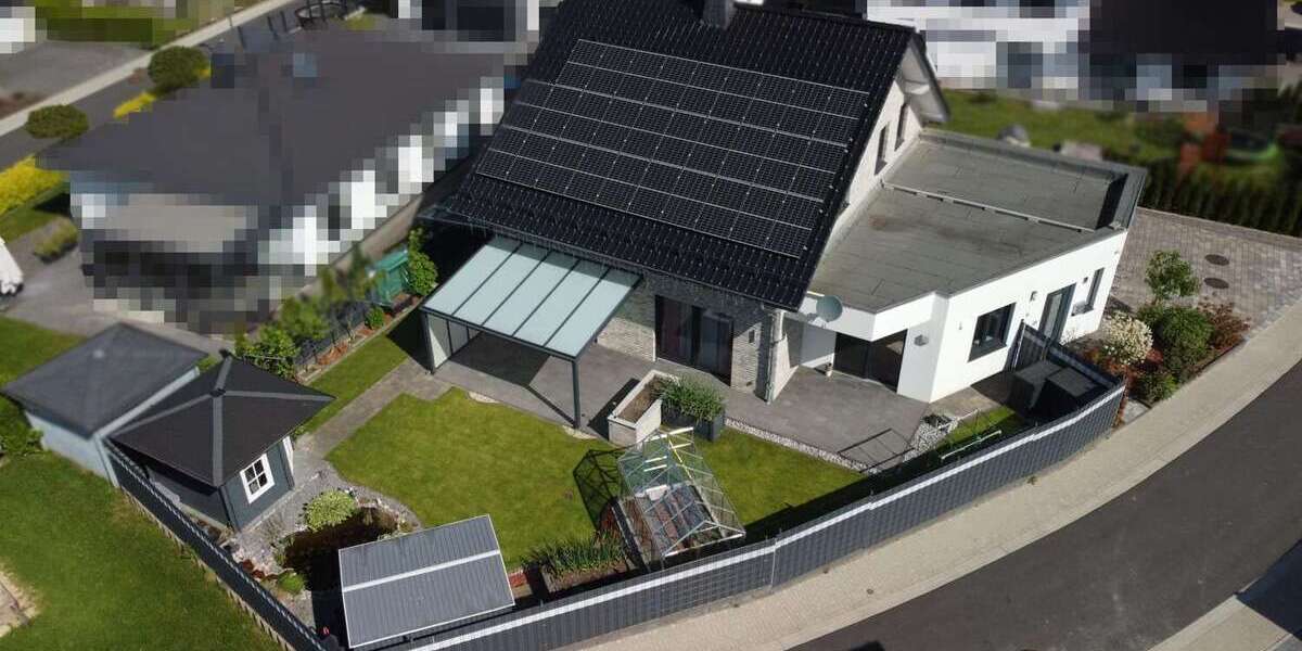 Einfamilienhaus Bad Wünnenberg - 8 Zimmer, 214 m&sup2;, 499.000&euro; | Angebot:25804529