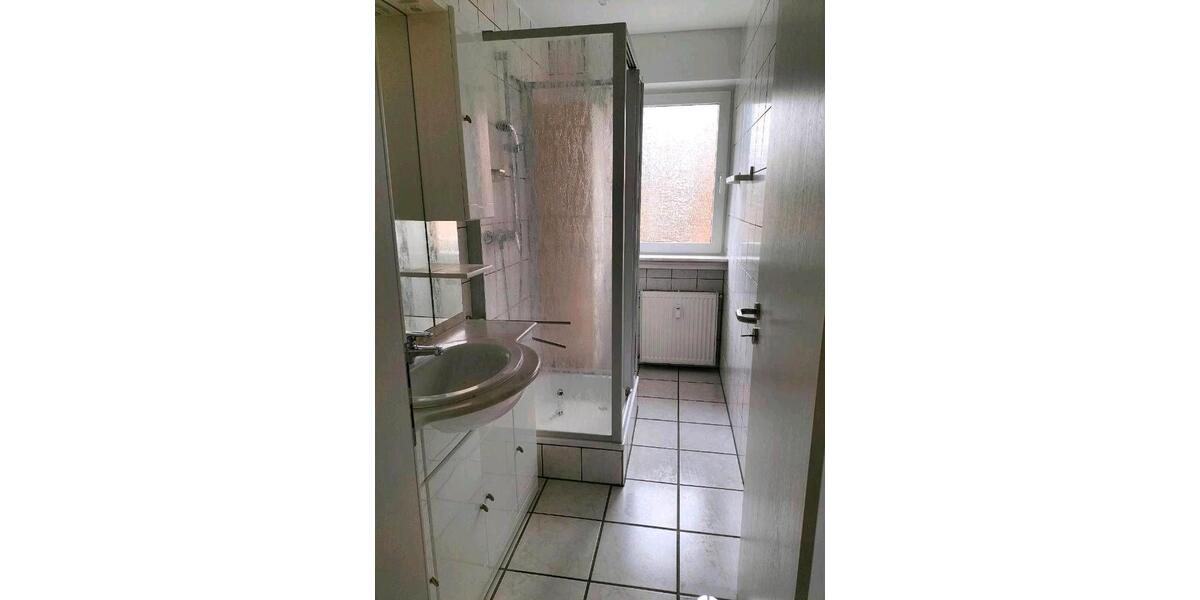 Etagenwohnung Hövelhof - 5 Zimmer, 100 m&sup2;, 900&euro; | Angebot:25589844