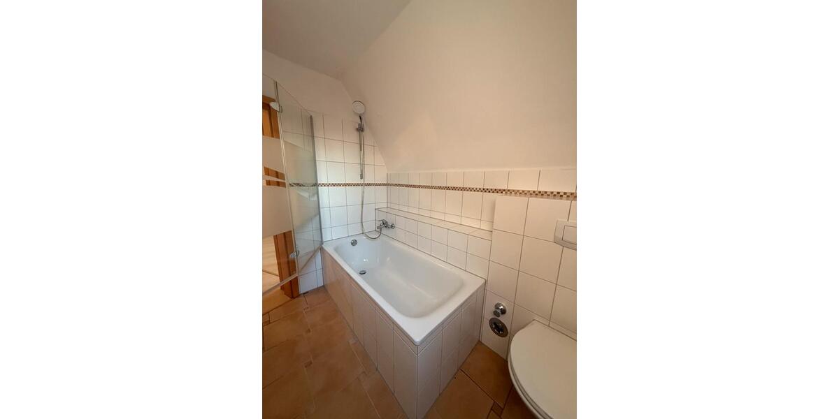 Dachgeschoßwohnung Soest - 4 Zimmer, 72 m&sup2;, 721&euro; | Angebot:25641593