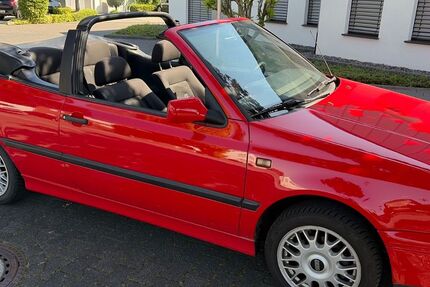 VW Golf 215.897 km 3.999 &euro; Rietberg 33397
