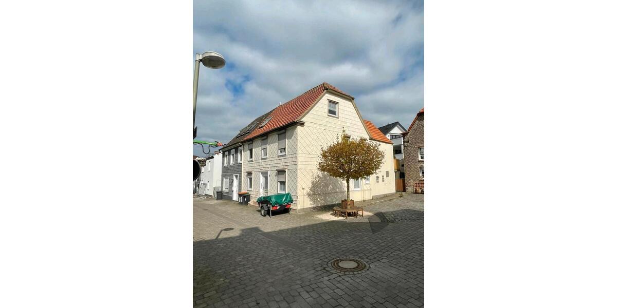 Einfamilienhaus Geseke - 10 Zimmer, 180 m&sup2;, 199.000&euro; | Angebot:26048677