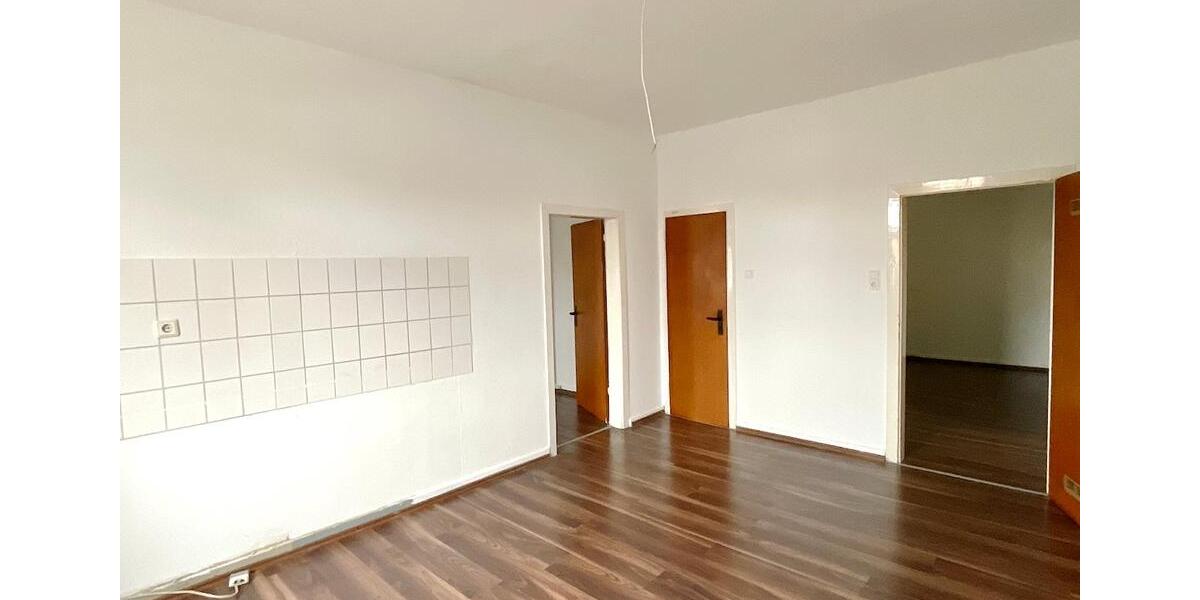 Etagenwohnung Paderborn - 2 Zimmer, 80 m&sup2;, 790&euro; | Angebot:25920244