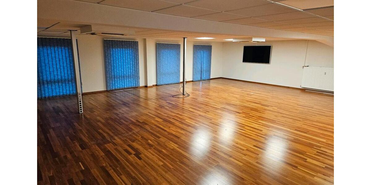 Gewerbeobjekt Salzkotten - 1.799&euro; | Angebot:25948883