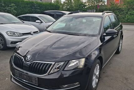Skoda Octavia 273.000 km 6.999 &euro; Paderborn 33100