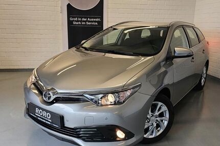 Toyota Auris 133.200 km 9.550 &euro; Lippstadt 59557