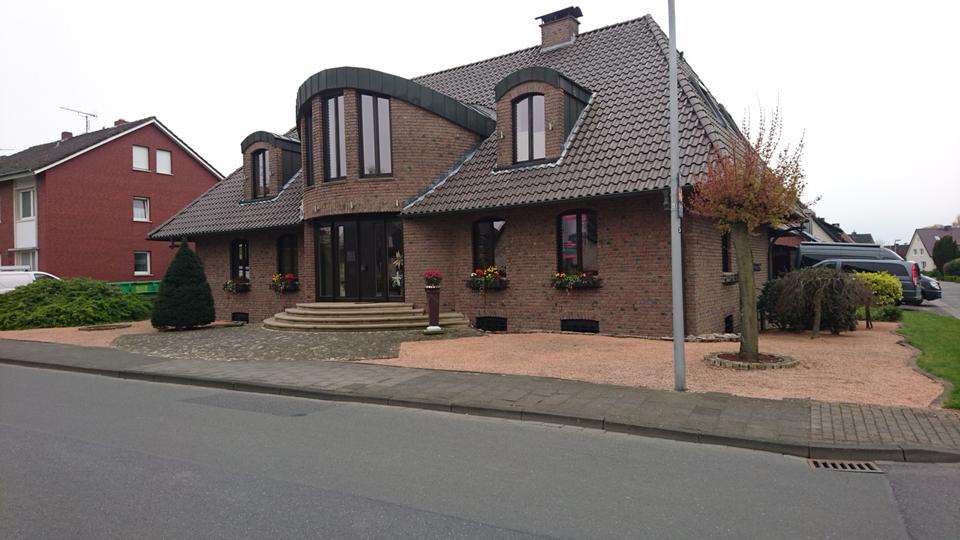 Villa Ennigerloh - 12 Zimmer, 320 m&sup2;, 780.000&euro; | Angebot:21642349