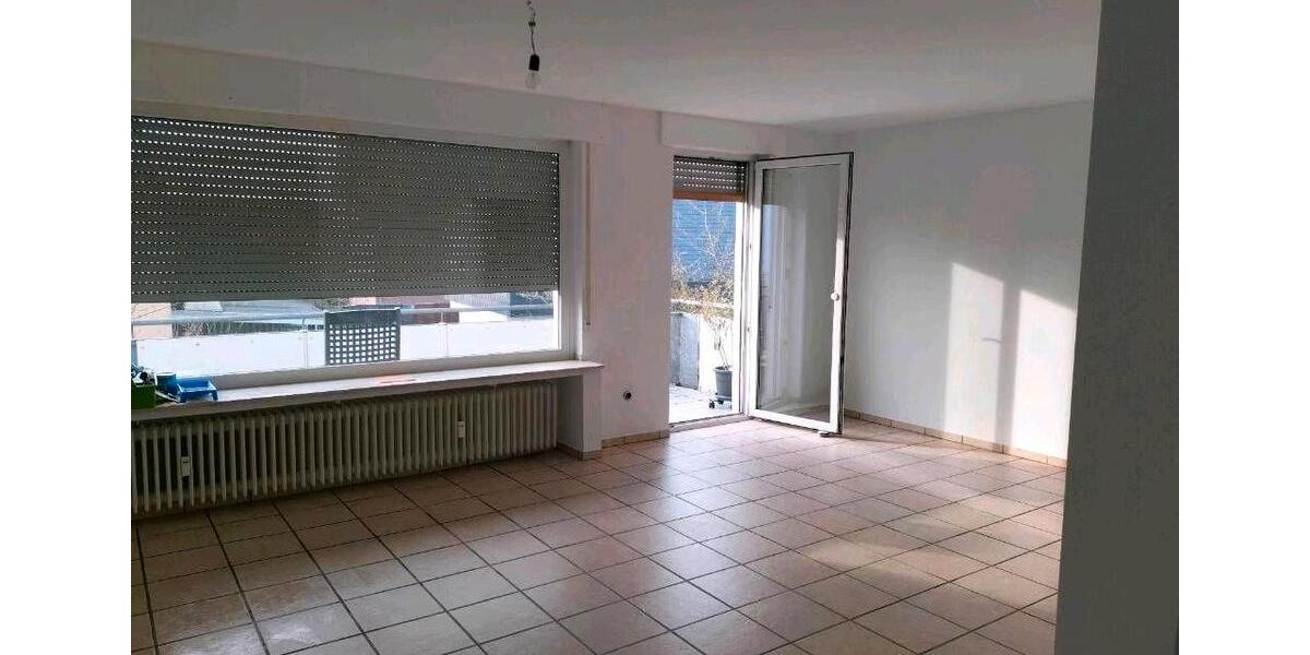 Etagenwohnung Hövelhof - 5 Zimmer, 100 m&sup2;, 900&euro; | Angebot:25589844