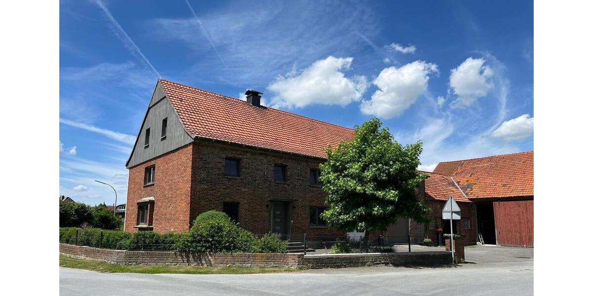 Bauernhaus, Landhaus Anröchte - 6 Zimmer, 240 m&sup2;, 679.000&euro; | Angebot:26004367