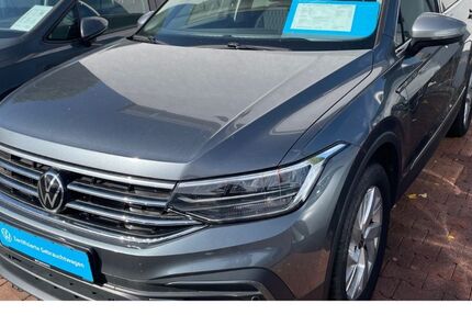 VW Tiguan Allspace 25.470 km 39.490 &euro; Soest 59494