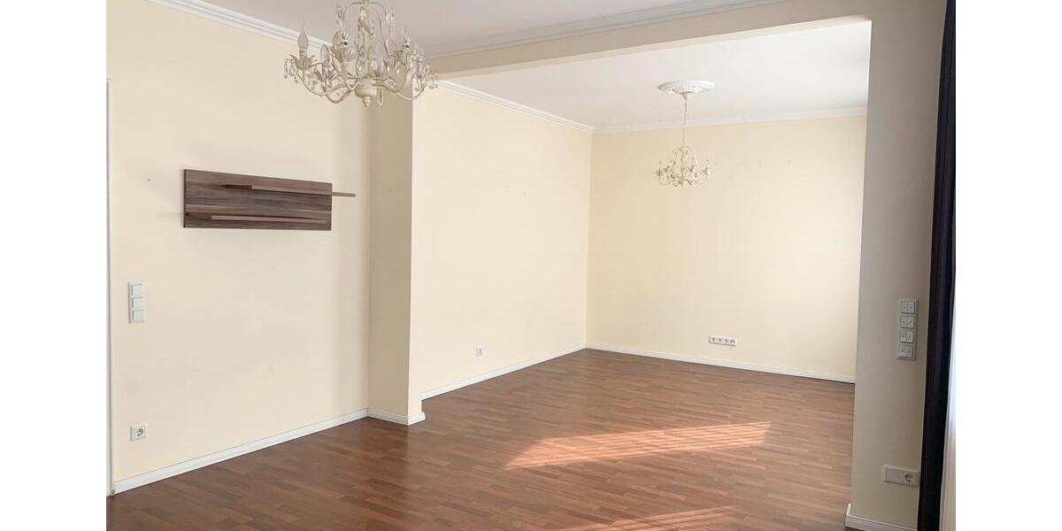 Maisonettenwohnung Gütersloh - 6 Zimmer, 145 m&sup2;, 1.300&euro; | Angebot:25994276