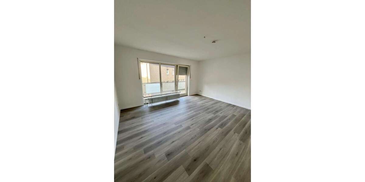 Etagenwohnung Paderborn OT Schloß Neuhaus Schloß Neuhaus - 3 Zimmer, 63 m&sup2;, 760&euro; | Angebot:26125053