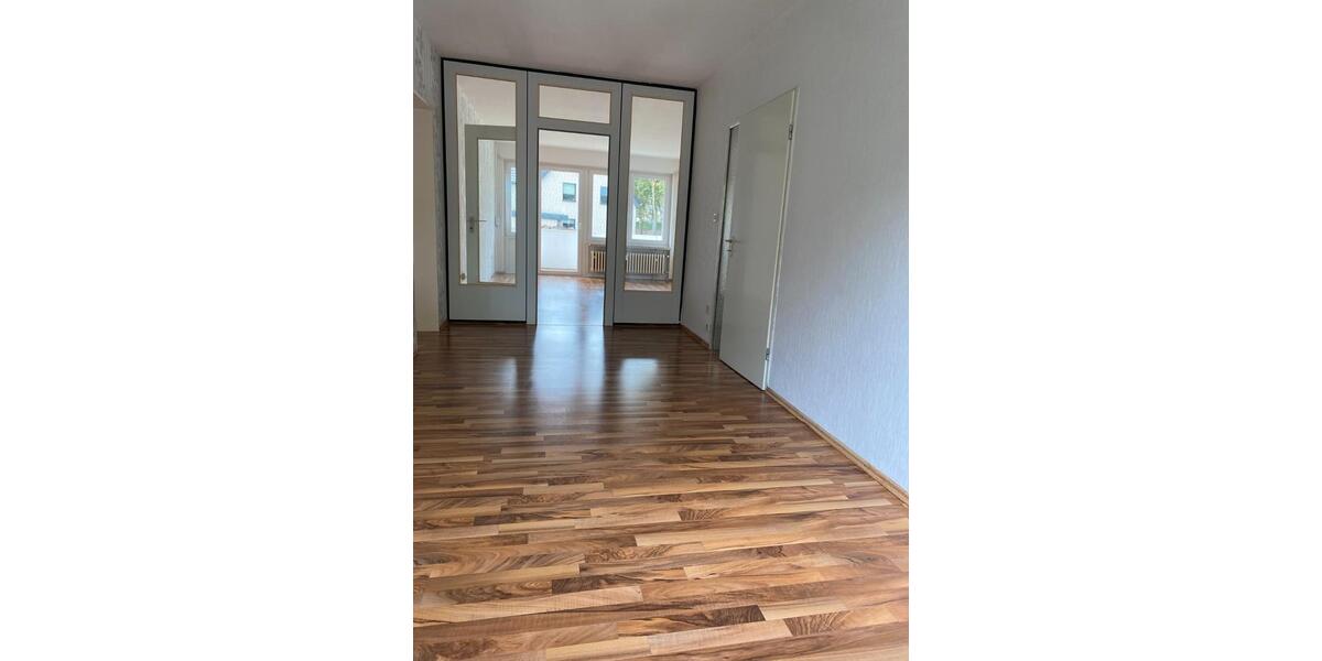 Erdgeschoßwohnung Rheda-Wiedenbrück Wiedenbrück - 5 Zimmer, 104 m&sup2;, 1.000&euro; | Angebot:26676670