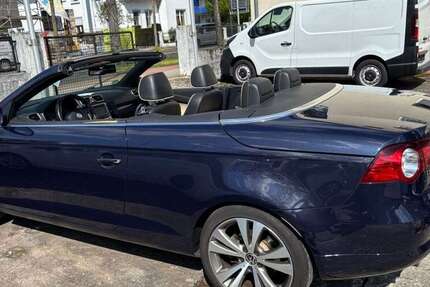VW Eos 105.000 km 9.690 &euro; Paderborn 33104