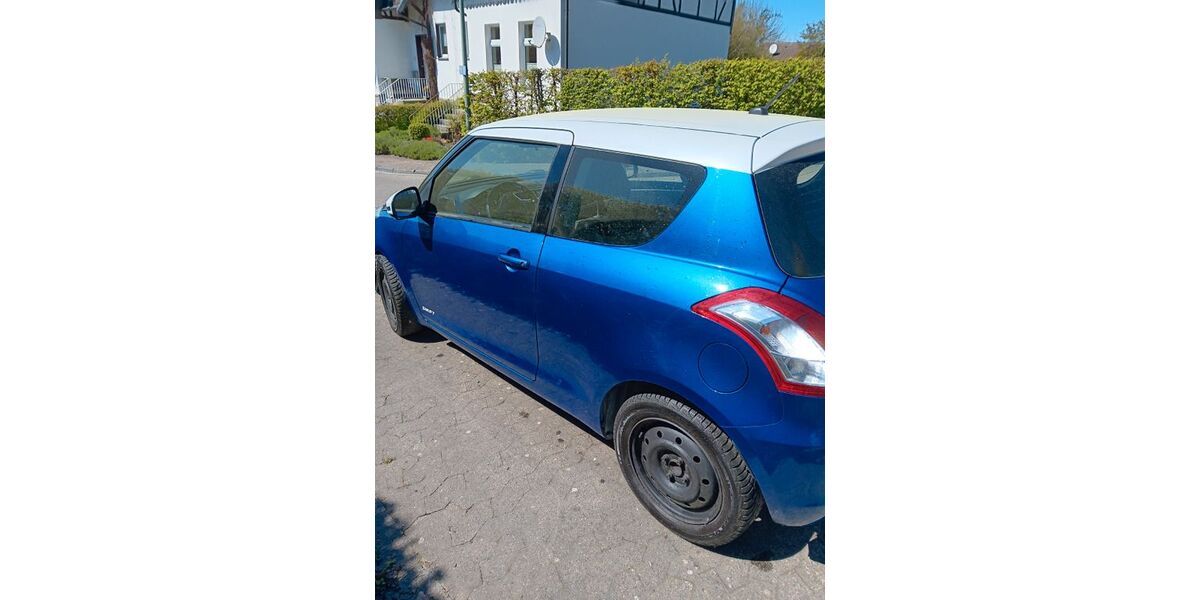 Suzuki Swift 168.000 km 3.700 &euro; Warstein 59581