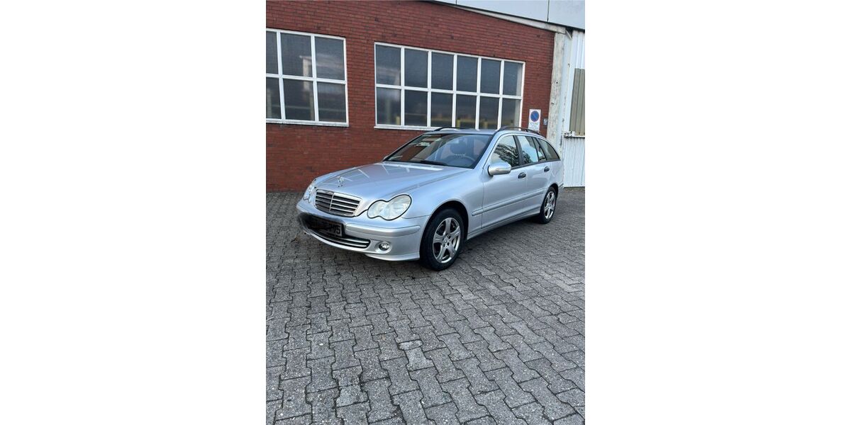 Mercedes-Benz C 220 134.000 km 4.200 &euro; Rietberg 33397