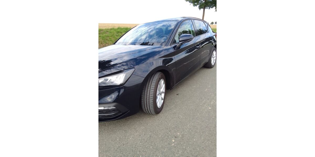 Seat Leon 41.900 km 19.200 &euro; Paderborn 33100