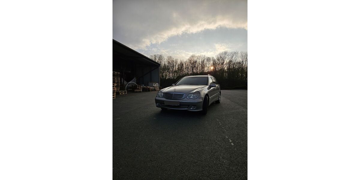 Mercedes-Benz C 180 267.000 km 2.700 &euro; Ennigerloh 59320