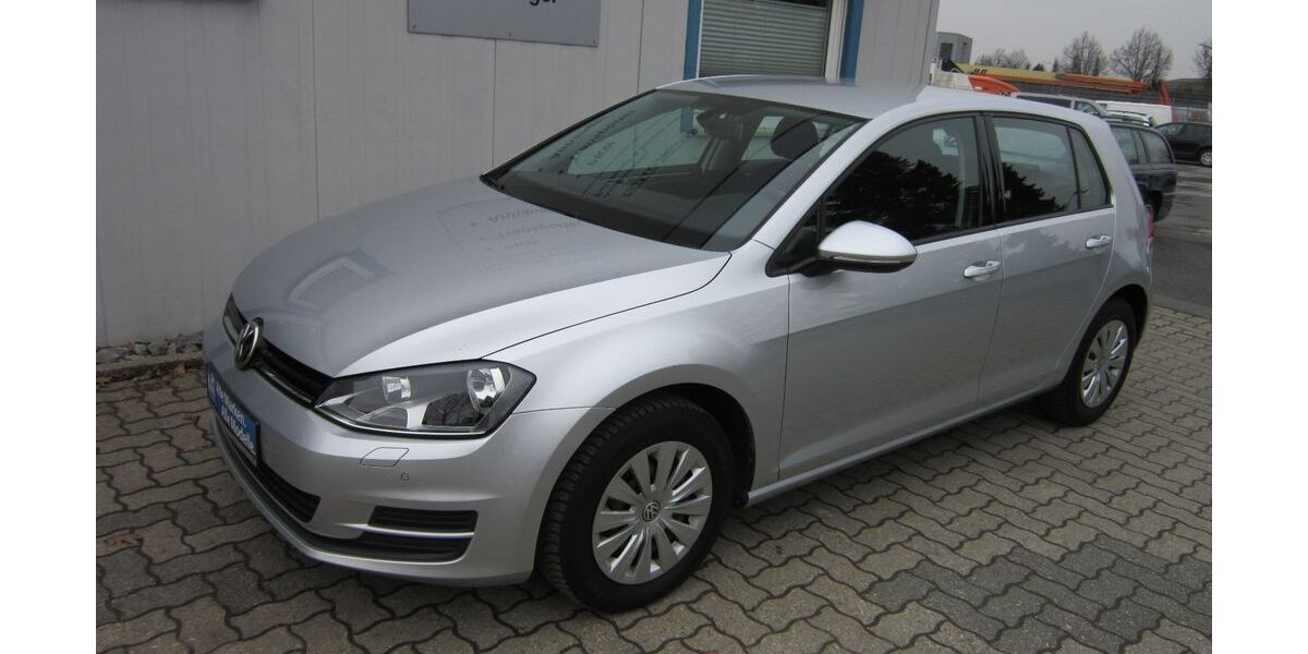 VW Golf 124.300 km 8.590 &euro; Beckum 59269