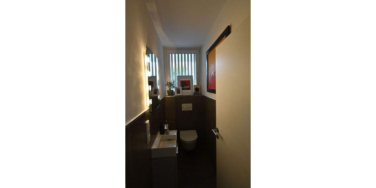 Einfamilienhaus Lippstadt Bad Waldliesborn - 8 Zimmer, 240 m&sup2;, 850.000&euro; | Angebot:25850608