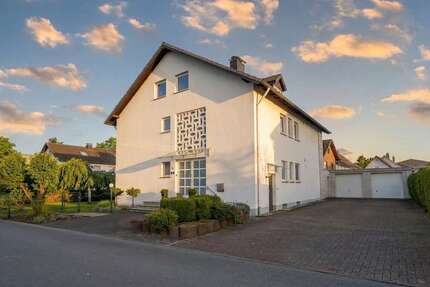 Haus Hövelhof - 6 Zimmer, 211 m&sup2;, 696.000&euro; | Angebot:25789909