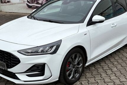 Ford Focus 30.815 km 20.990 &euro; Beckum 59269