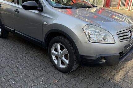 Nissan Qashqai+2 178.000 km 4.299 &euro; Paderborn 33100