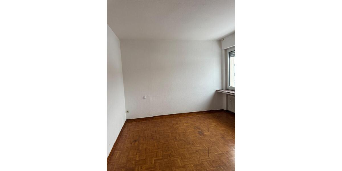 Erdgeschoßwohnung Büren - 3 Zimmer, 85 m&sup2;, 595&euro; | Angebot:25982709