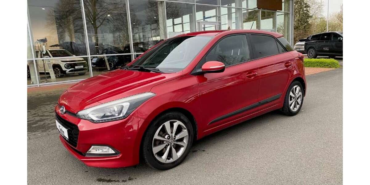 Hyundai i20 92.803 km 9.950 &euro; Rheda-Wiedenbrück 33378
