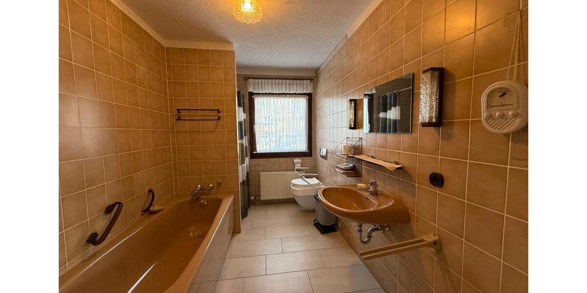 Einfamilienhaus Warstein - 6 Zimmer, 159 m&sup2;, 199.000&euro; | Angebot:25853559