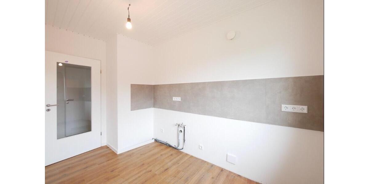 Dachgeschoßwohnung Paderborn Elsen - 3 Zimmer, 67 m&sup2;, 750&euro; | Angebot:26610396