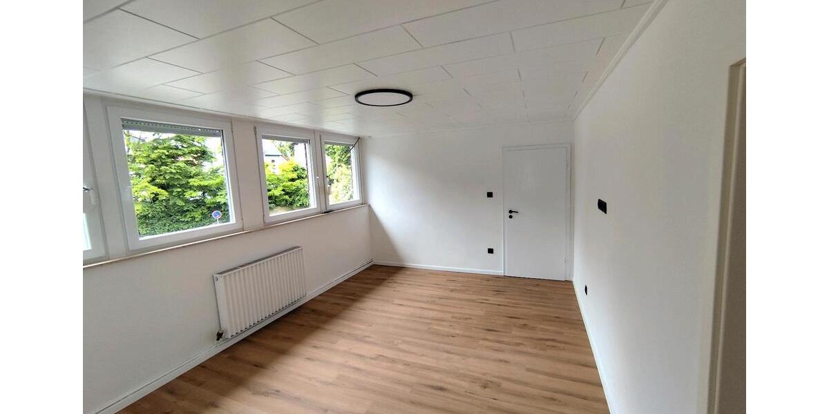 Dachgeschoßwohnung Erwitte - 4 Zimmer, 90 m&sup2;, 939&euro; | Angebot:26701737
