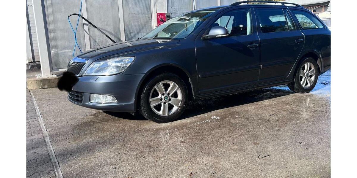 Skoda Octavia 305.000 km 2.600 &euro; Warstein 59581