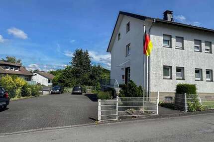 Haus Warstein - 12 Zimmer, 220 m&sup2;, 249.000&euro; | Angebot:27008464